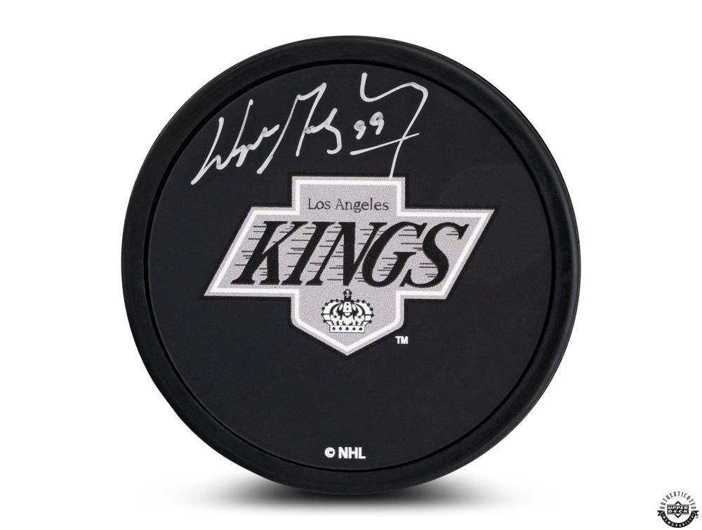 Wayne gretzky signed puck cheap
