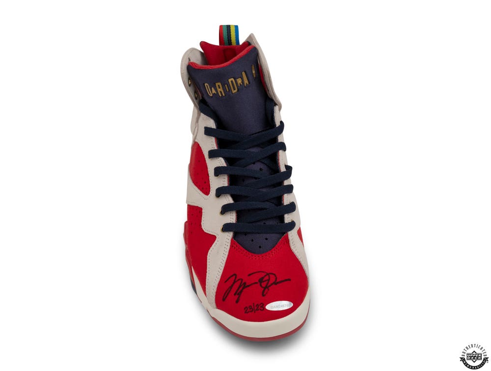 Michael Jordan Autographed Nike Air Jordan 7 Retro Trophy Room New Sheriff in Town 2022 Shoes