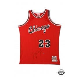 Michael Jordan Signed Jersey, Jordan Chicago Bulls Mitchell & Ness Rookie  Jersey